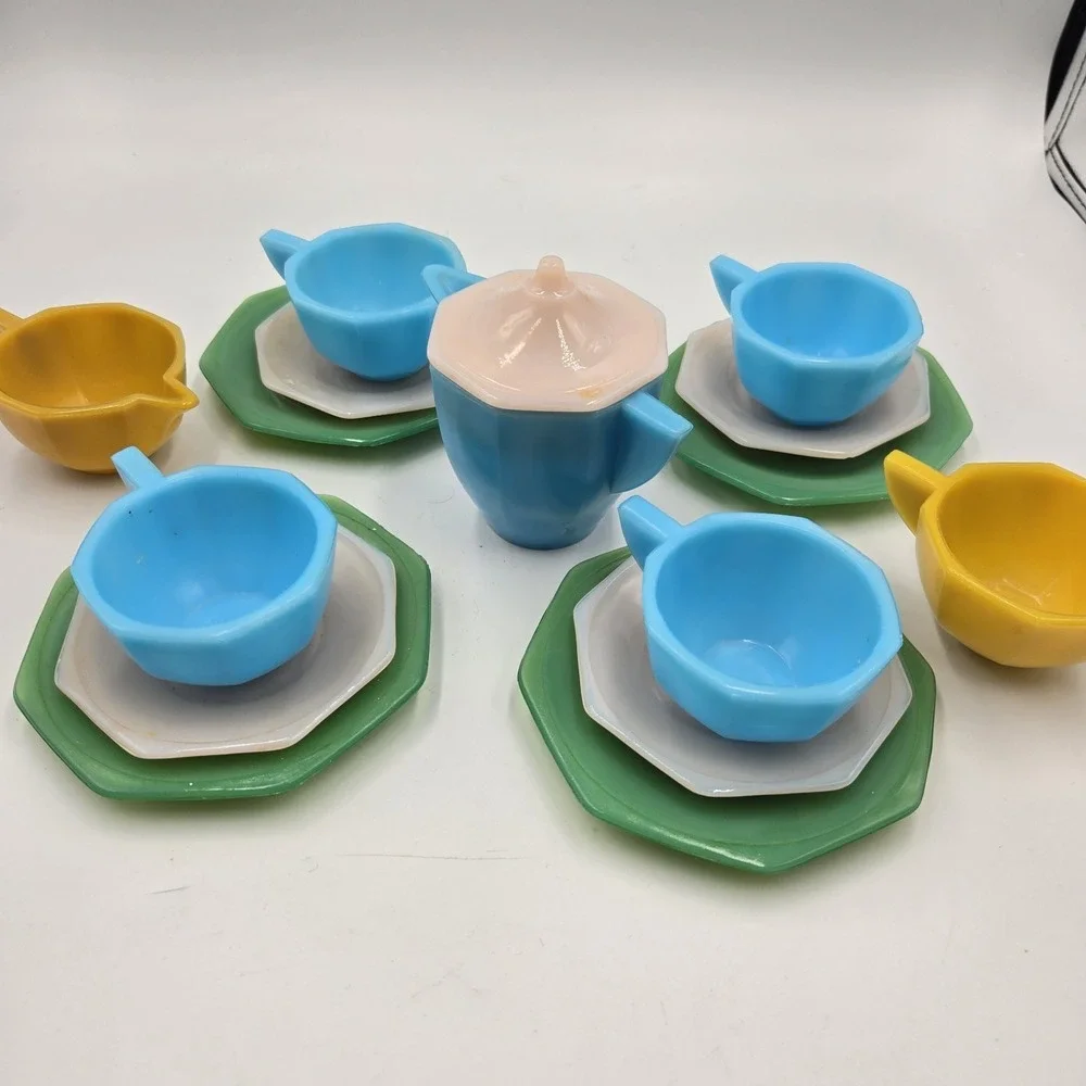 Antique Akro Agate Play Time 16 Piece Gypsy Slag Glass Children Tea Set Complete